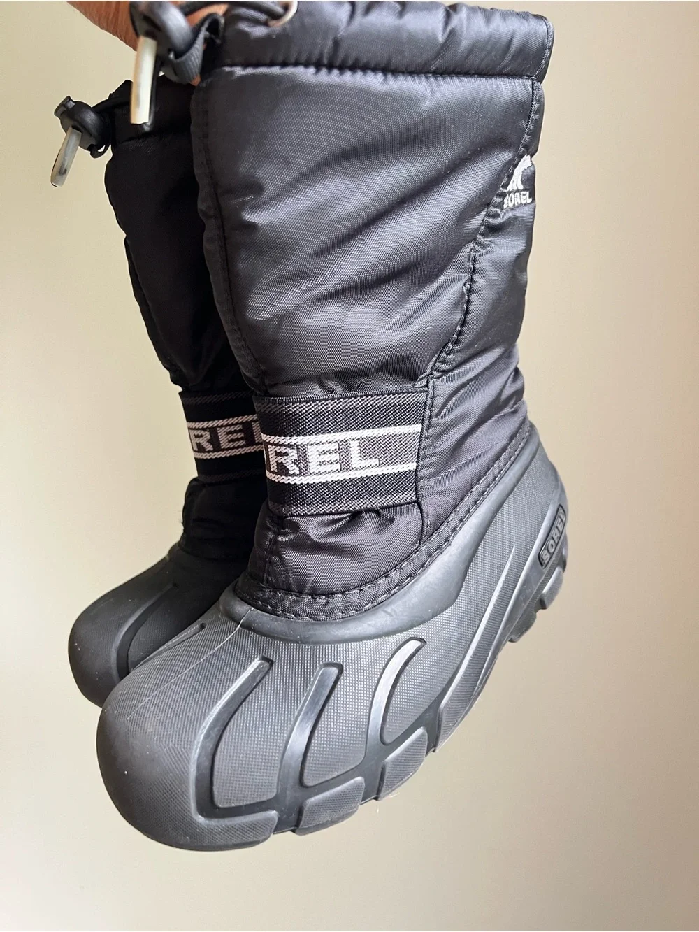 Sorel size 2Y Black Snow Boot - Insulated Winter Footwear